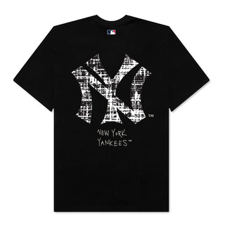 Áo Thun Oversize MLB New York Yankees Shutterstock