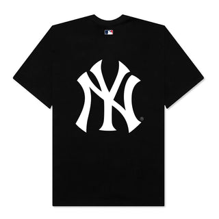 Áo Thun Oversize MLB New York Yankees Undefeated