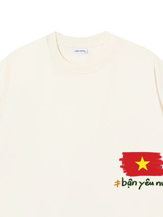 Áo Thun Relaxed Fit Bận Yêu Nước